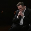 鹰潭特斯拉股价收涨超3%：特朗普无意沟通，马斯克父亲劝儿子低头